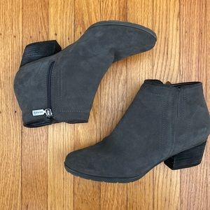 Wide Blondo Back Zip Bootie